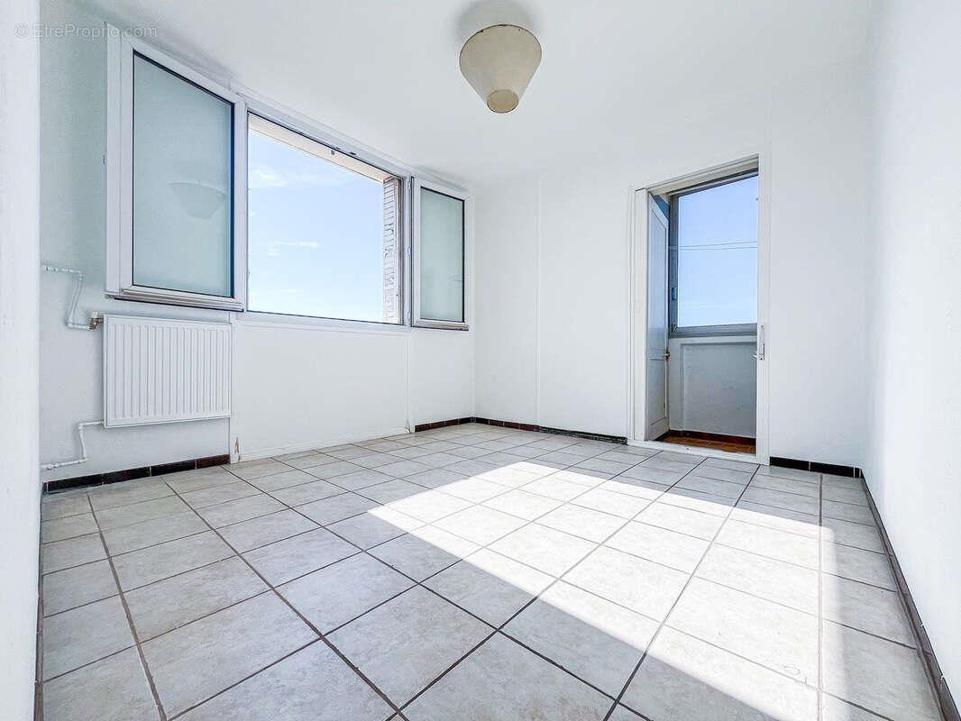 Appartement à vendre, 59m², Toulon
