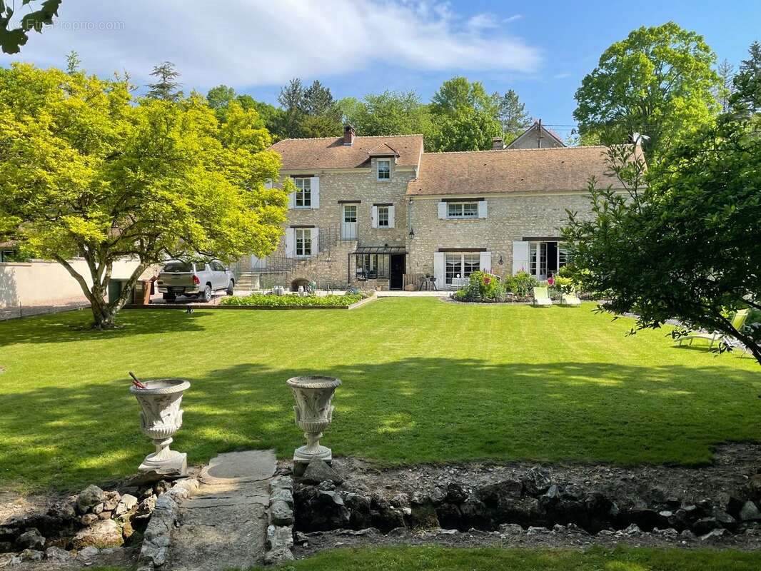 Maison à vendre, 200m², Thoiry