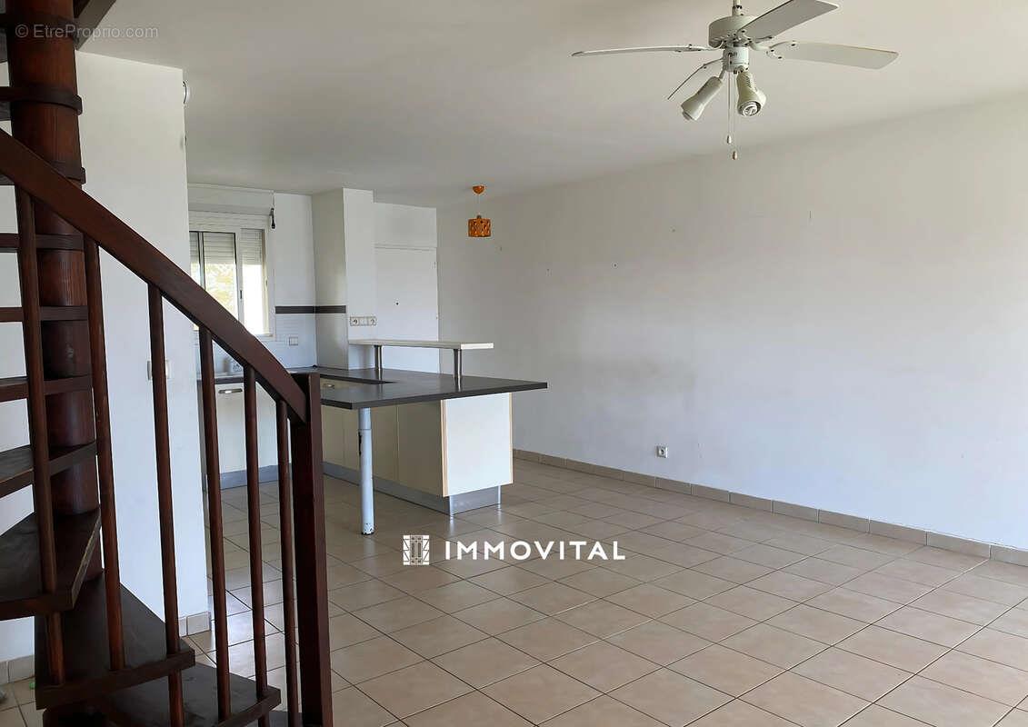 Appartement à vendre, 74m², Petit-Bourg