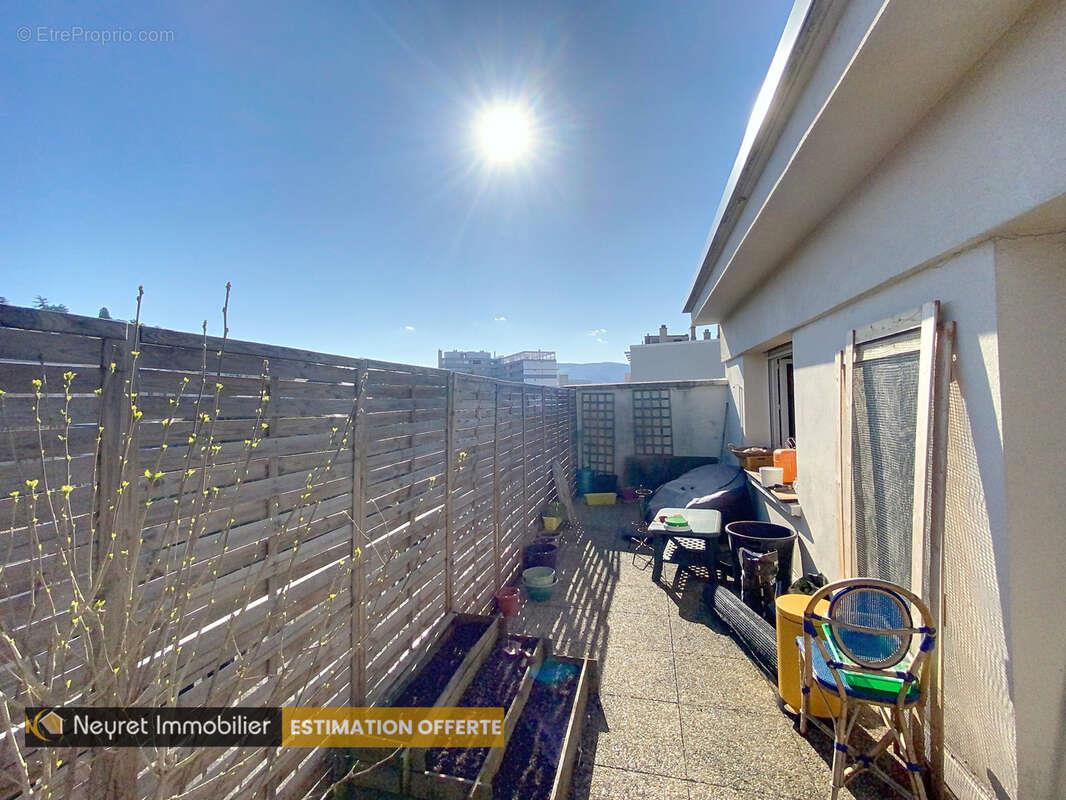 Appartement à vendre, 43m², Saint-Etienne