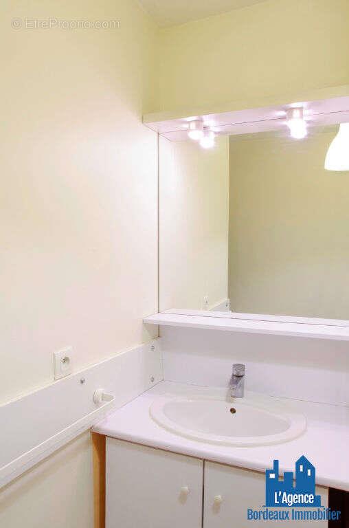 Appartement à vendre, 39m², Bordeaux
