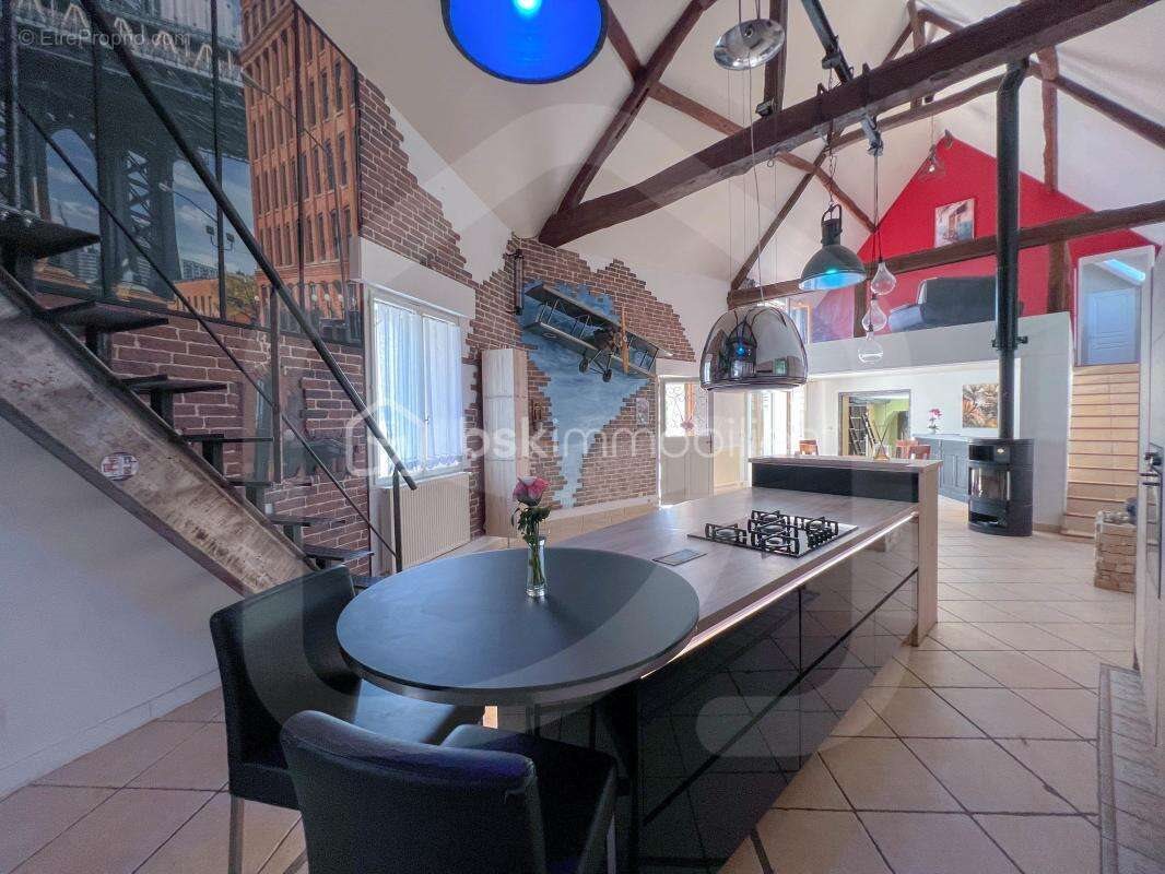 Maison à vendre, 285m², Claye-Souilly