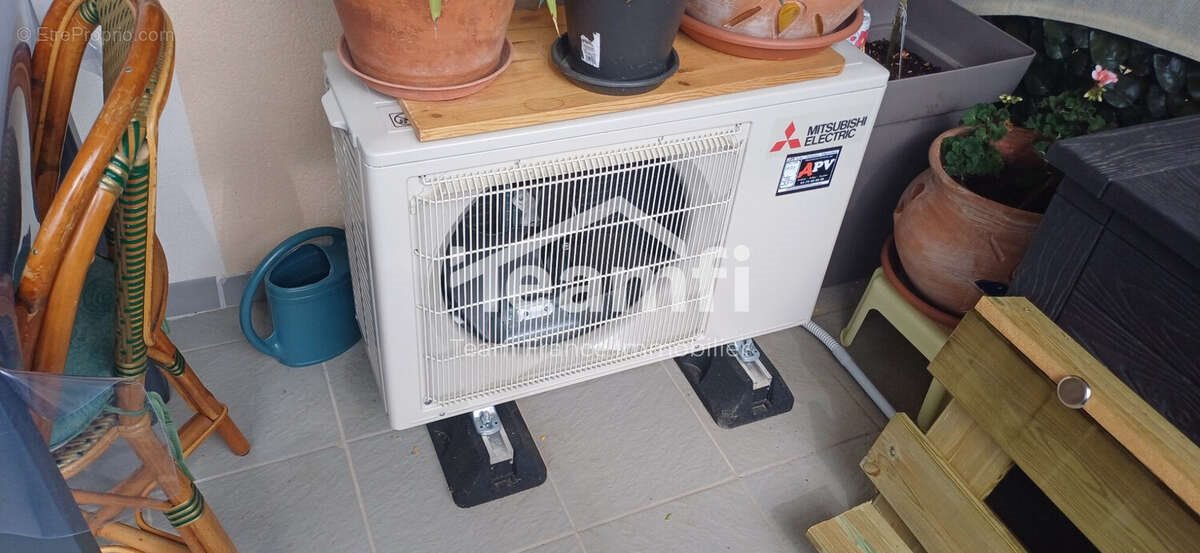 Appartement à vendre, 76m², Villeneuve-de-Berg