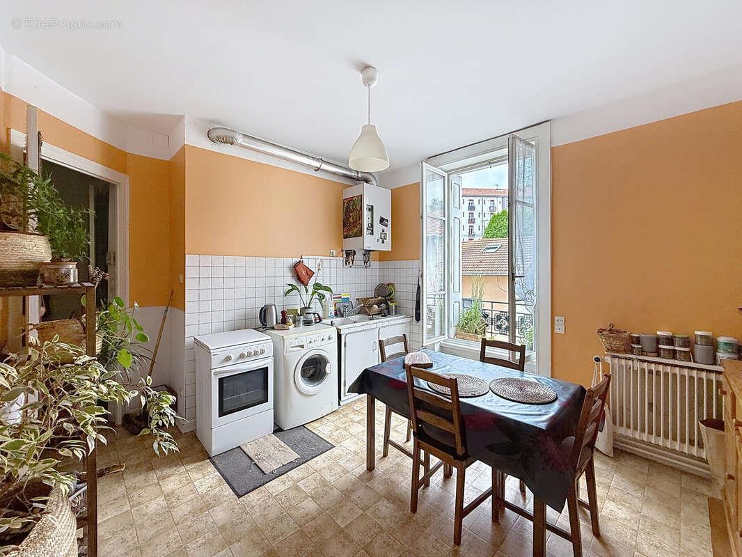 Appartement à vendre, 70m², Saint-Etienne