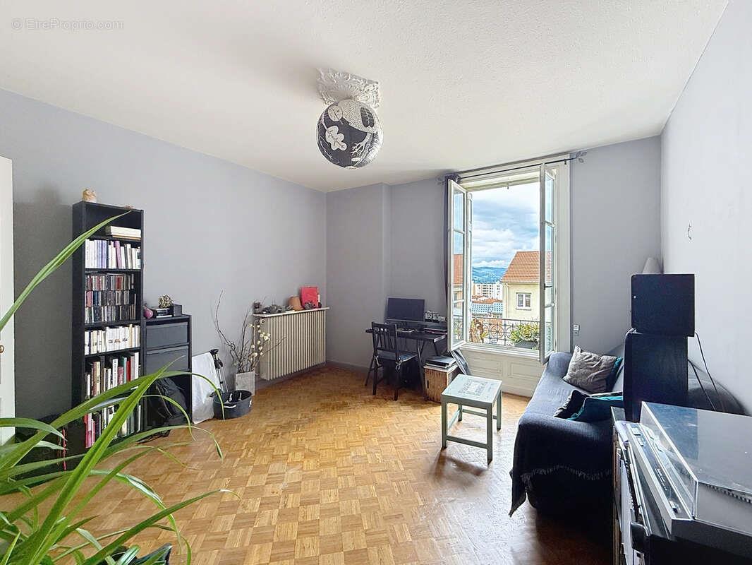 Appartement à vendre, 70m², Saint-Etienne