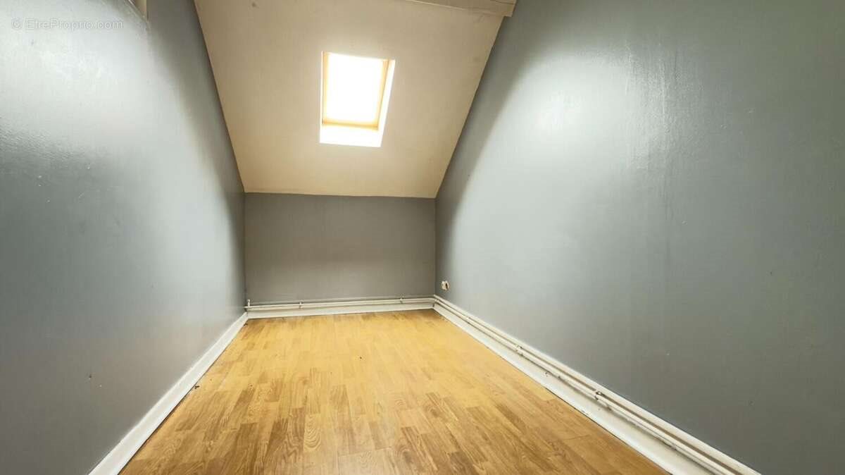 Appartement à vendre, 207m², Denain