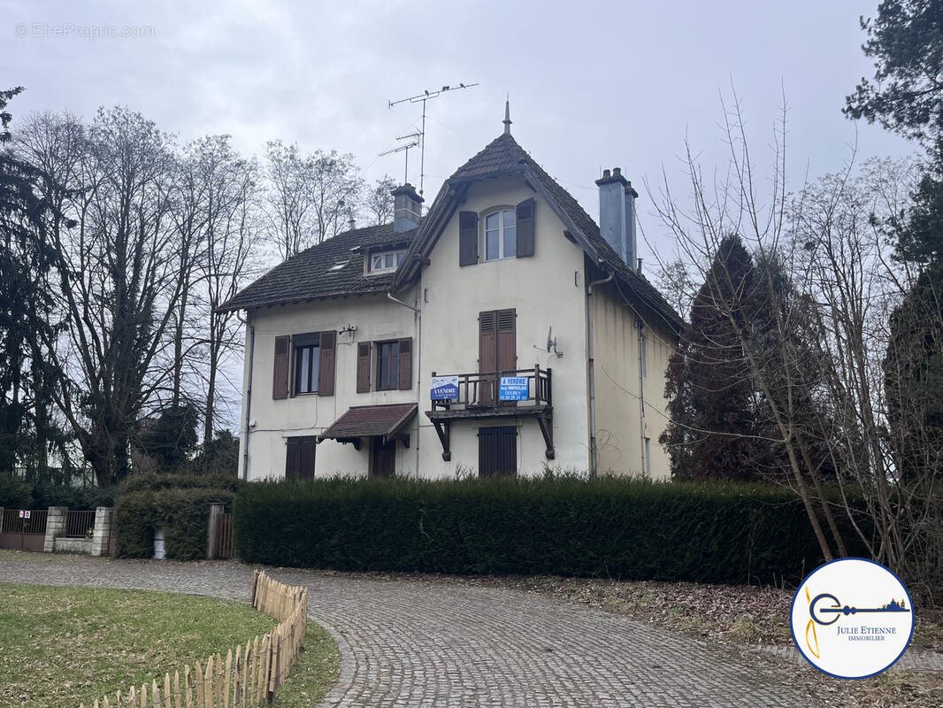 Appartement à vendre, 144m², Thaon-les-Vosges