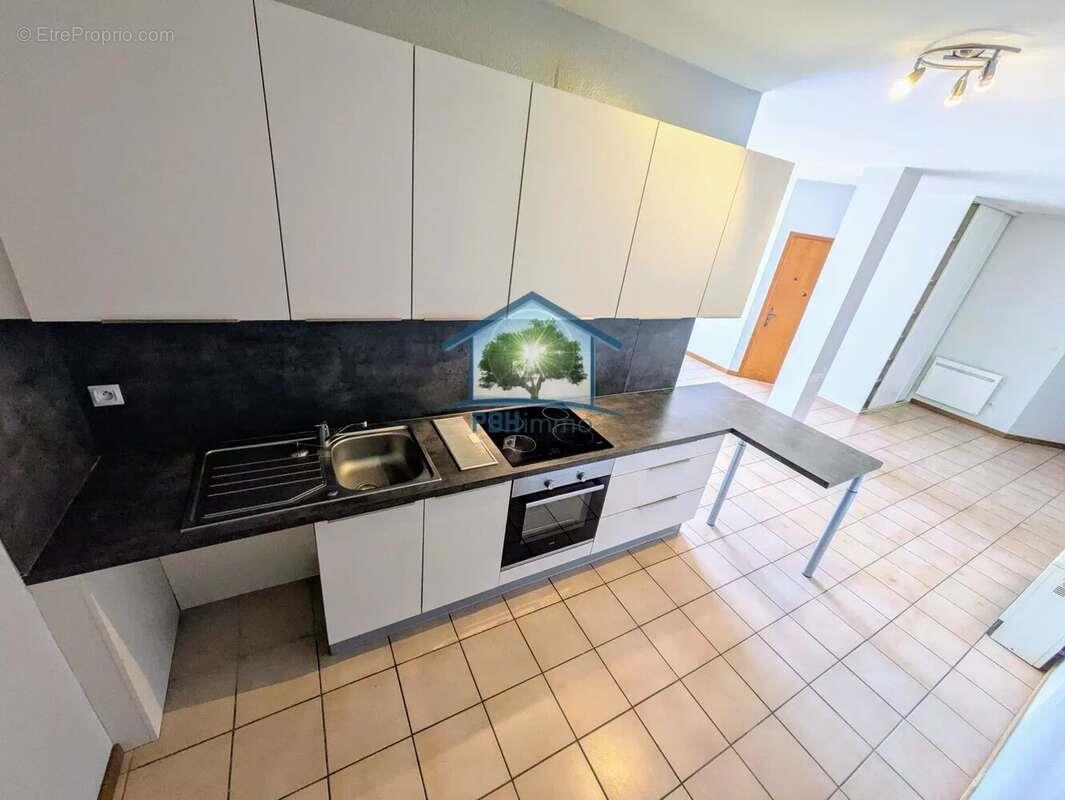 Appartement à vendre, 70m², Niedermodern