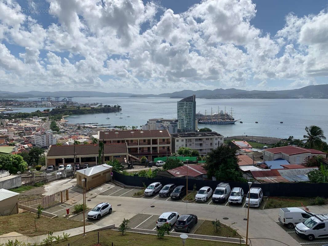 Appartement à vendre, 49m², Fort-de-France