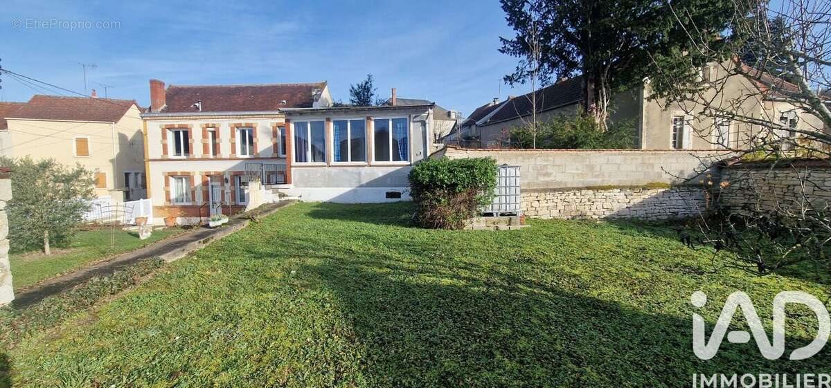 Maison à vendre, 119m², Ancy-le-Franc