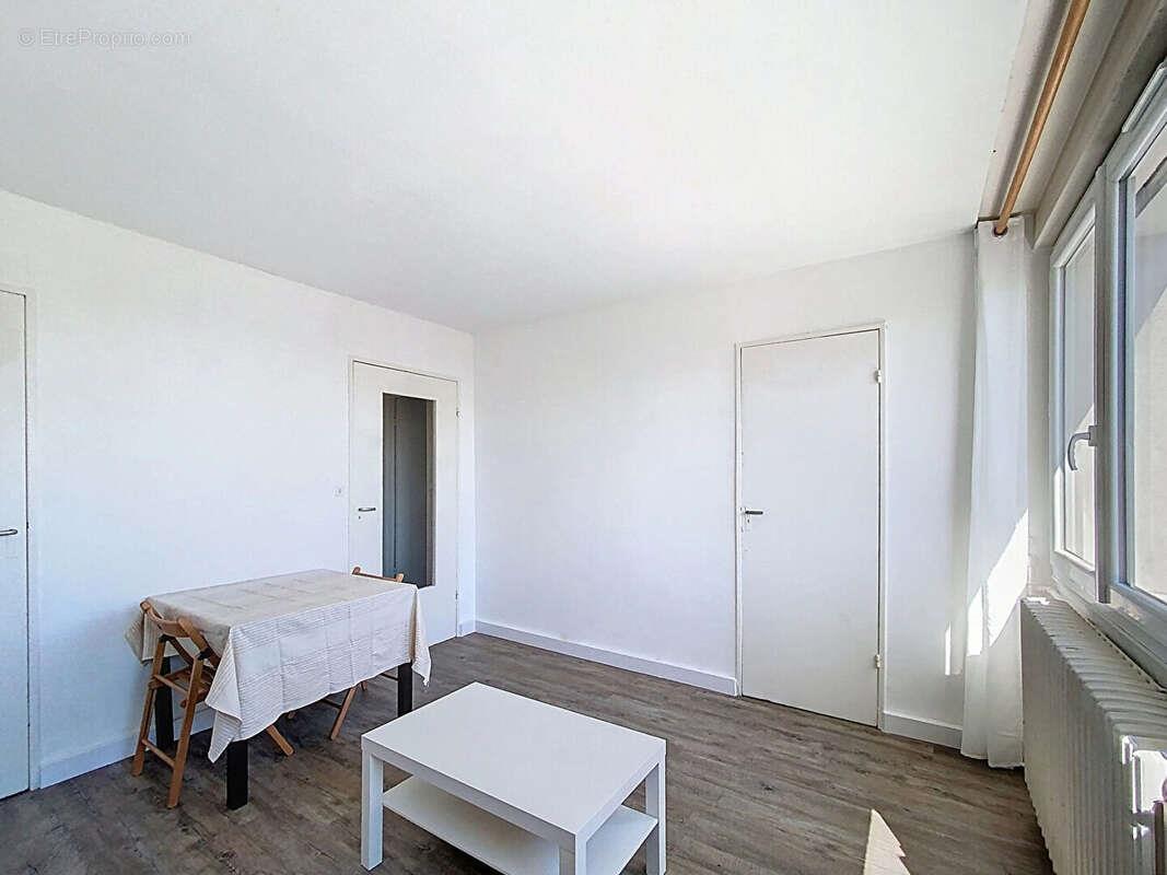 Appartement à vendre, 27m², Orléans