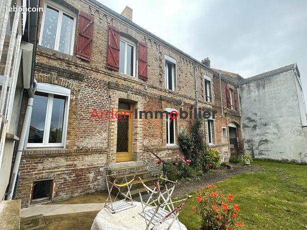 Appartement à vendre, 266m², Lucquy