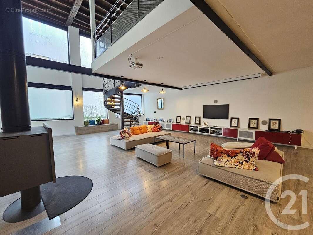 Appartement à vendre, 288m², Limoges