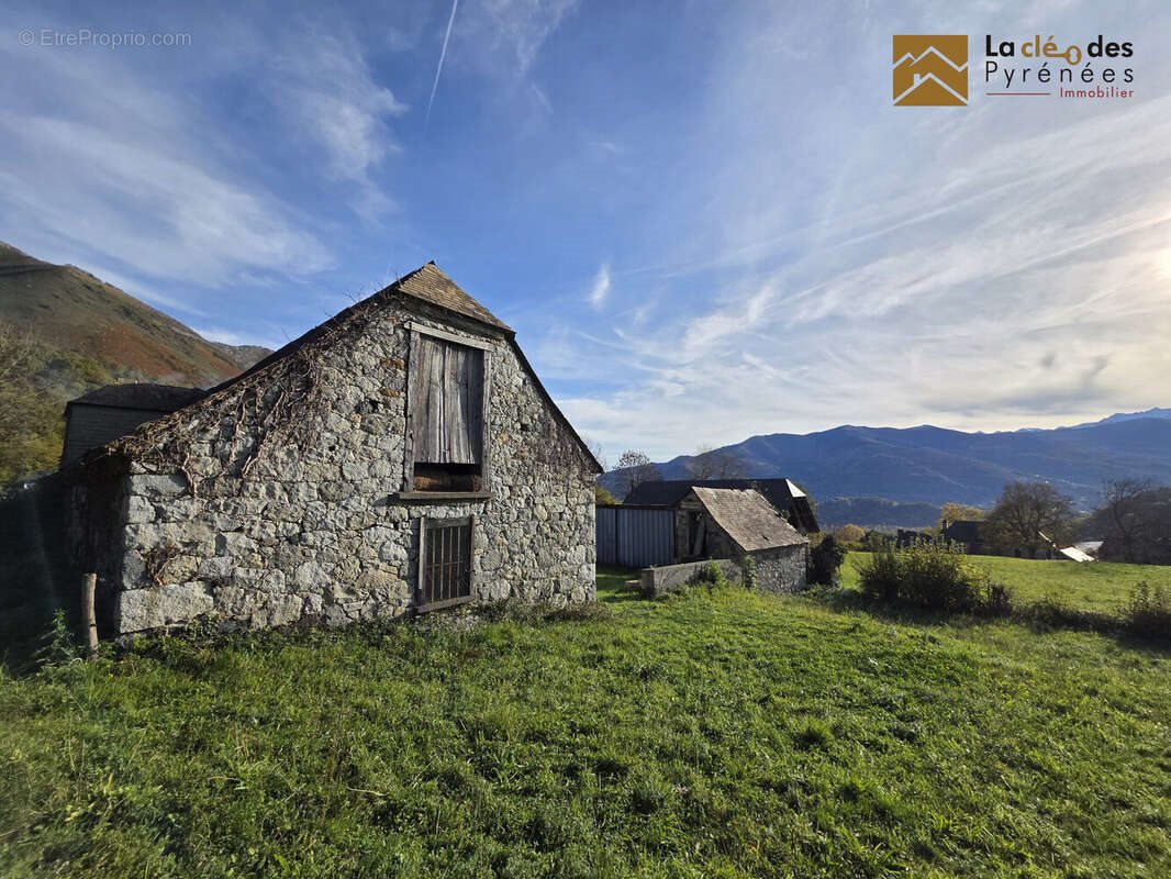 Maison à vendre, 295m², Salles