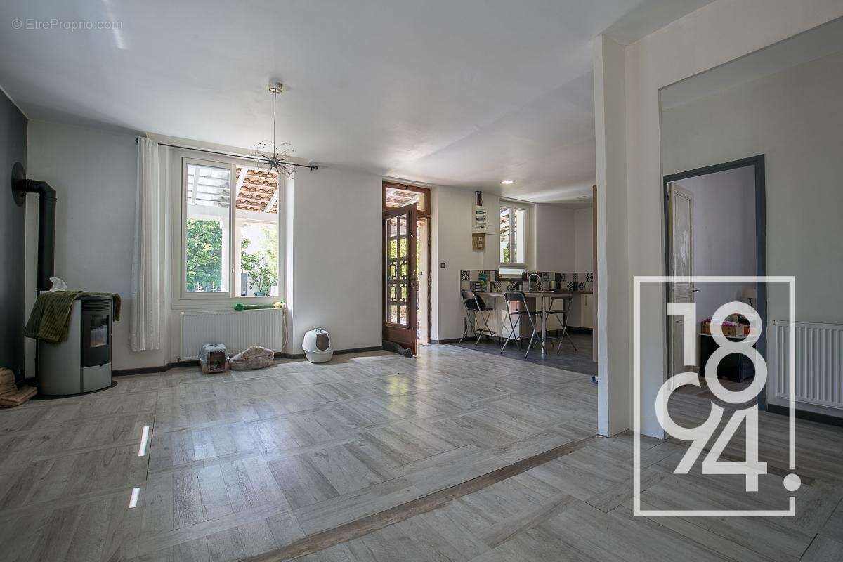 Maison à vendre, 209m², Marseille 13ème