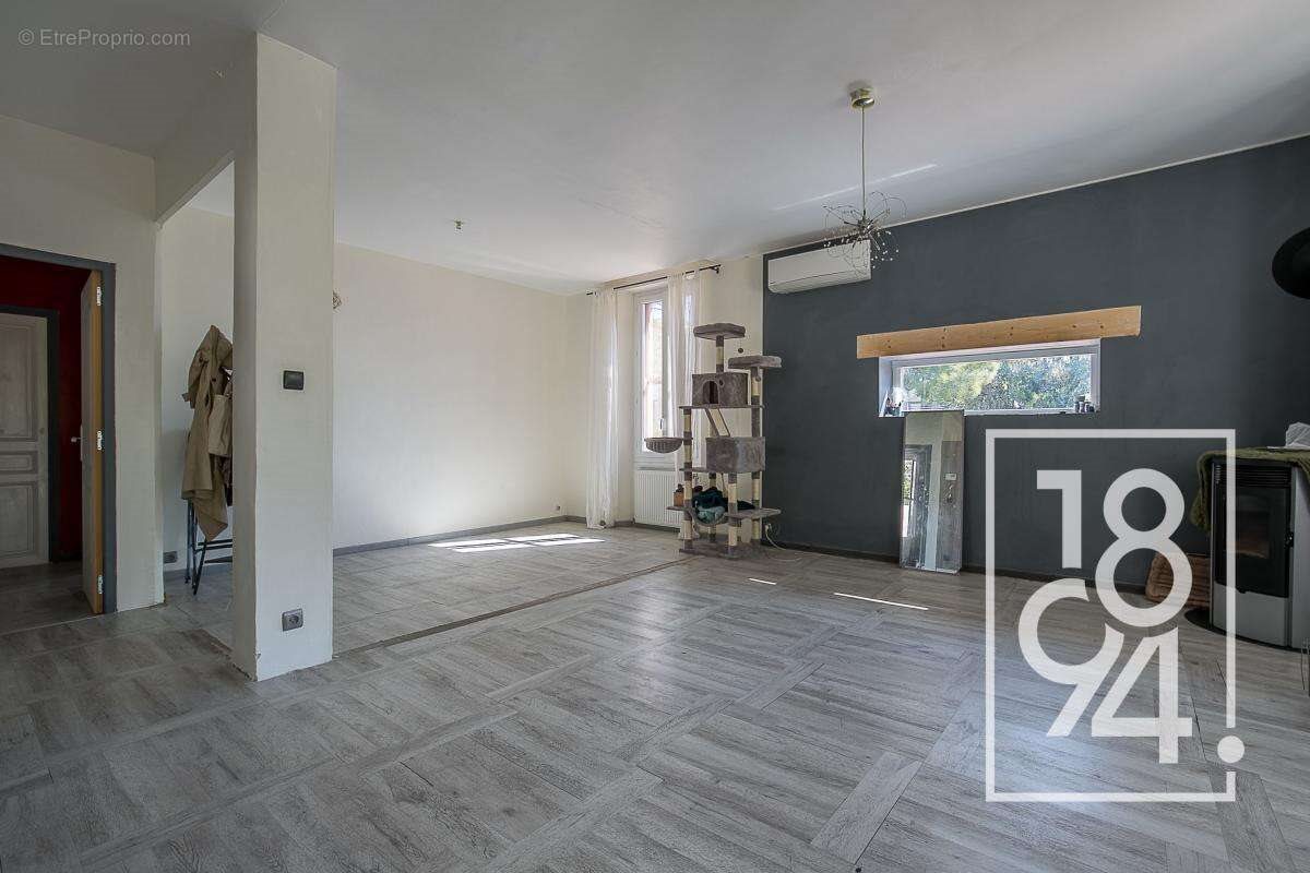 Maison à vendre, 209m², Marseille 13ème