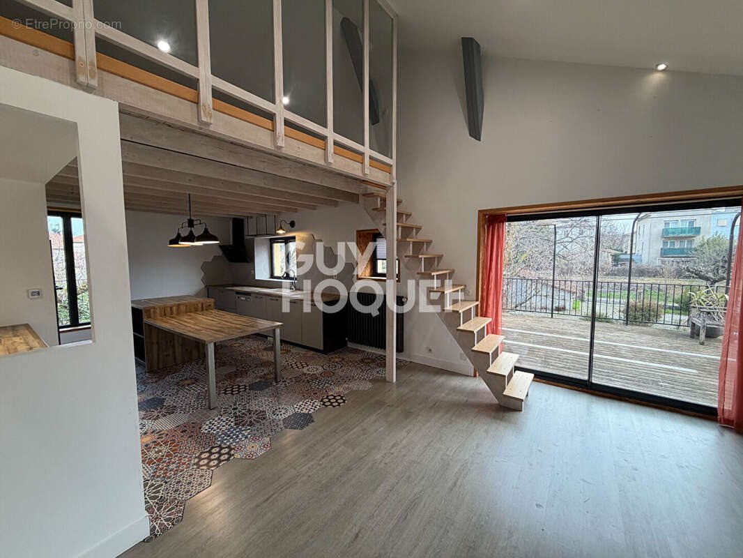 Maison à vendre, 175m², Crest