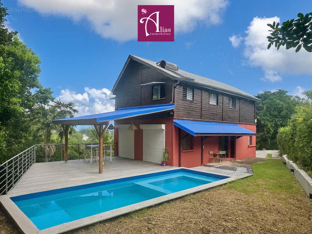 Maison à vendre, 204m², Les Abymes