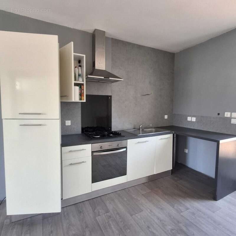 Maison à vendre, 104m², Chasseneuil-sur-Bonnieure