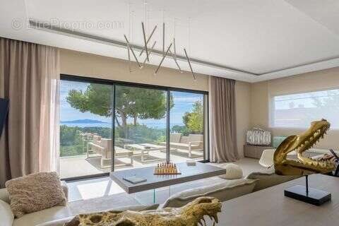 Maison à vendre, 225m², Carry-le-Rouet