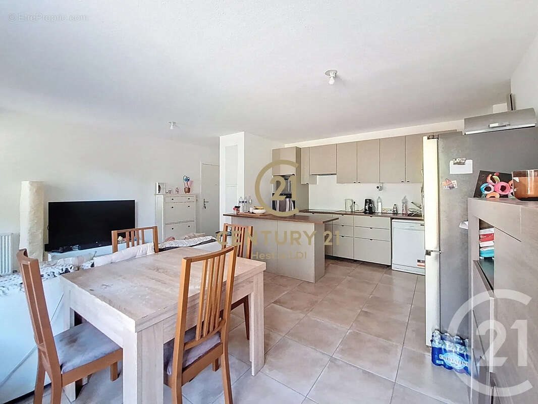 Appartement à vendre, 81m², Grigny