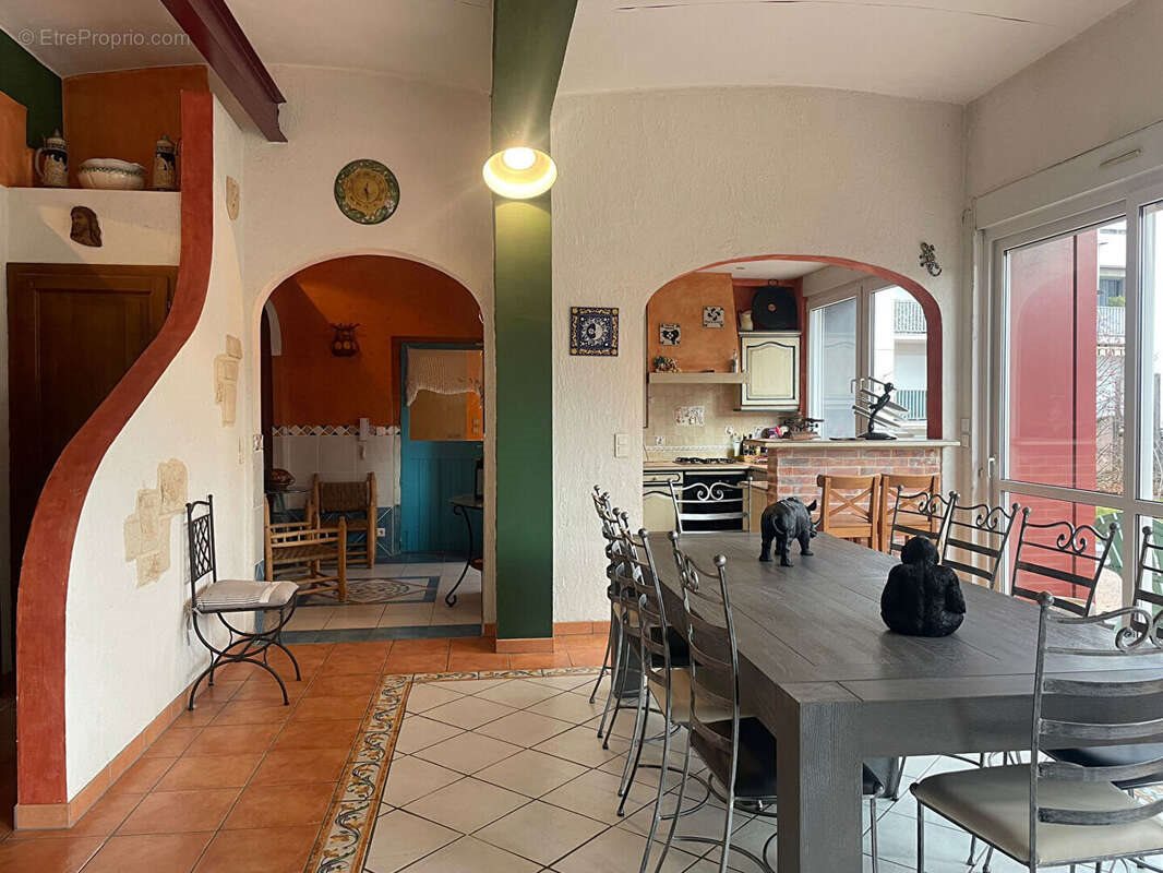 Maison à vendre, 250m², Besançon