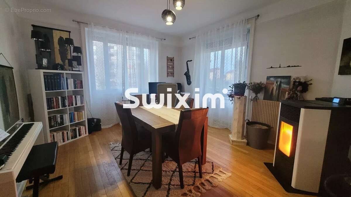 Appartement à vendre, 83m², Lons-le-Saunier