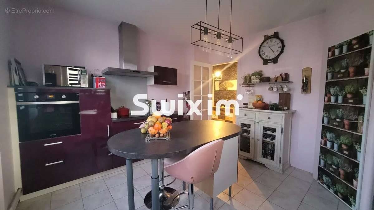 Appartement à vendre, 83m², Lons-le-Saunier