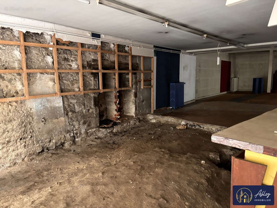 Appartement à vendre, 748m², Ussel