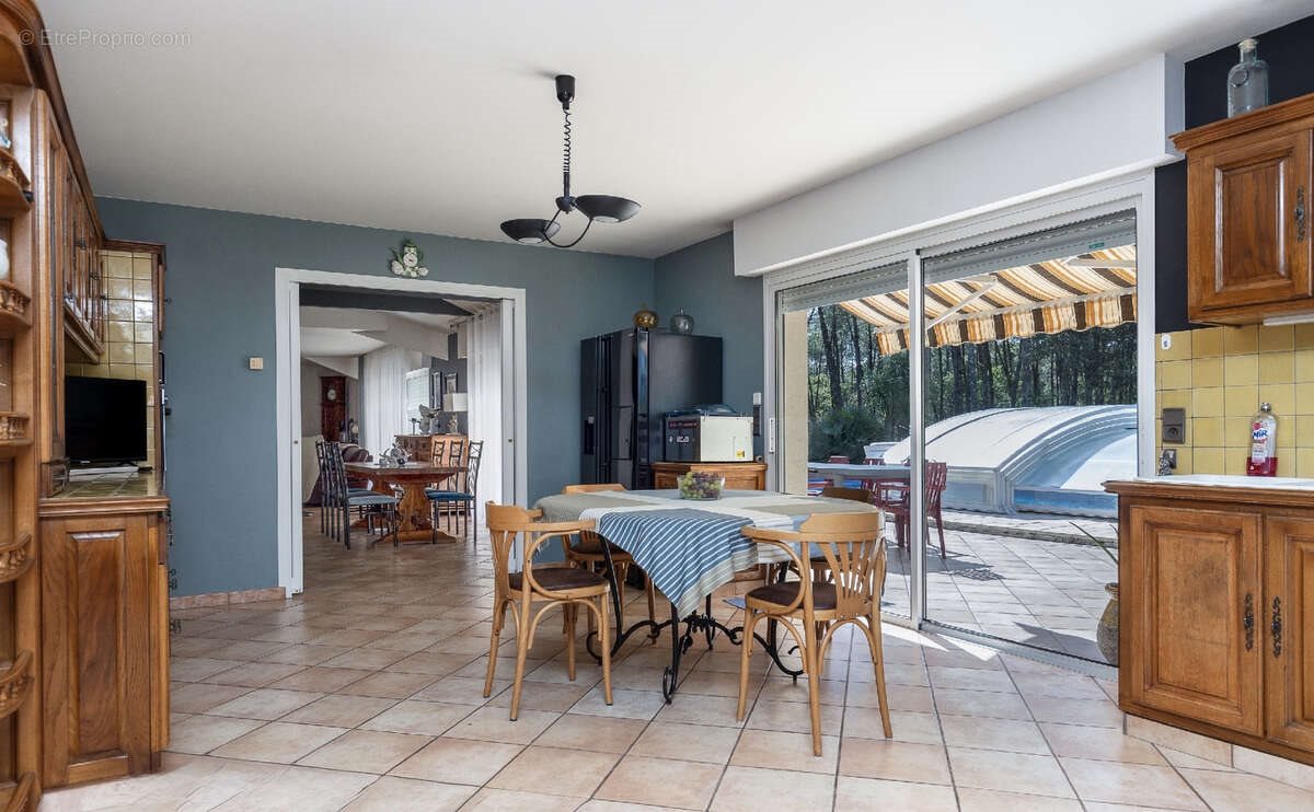 Maison à vendre, 300m², Herm