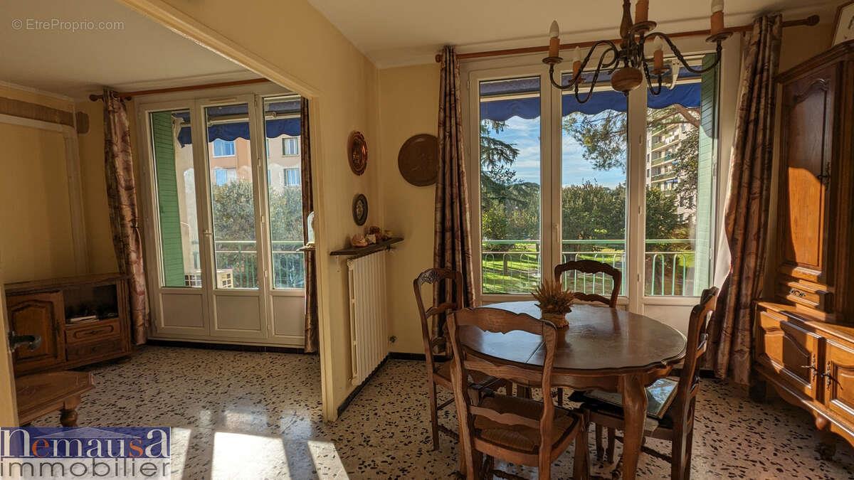 Appartement à vendre, 66m², Nîmes