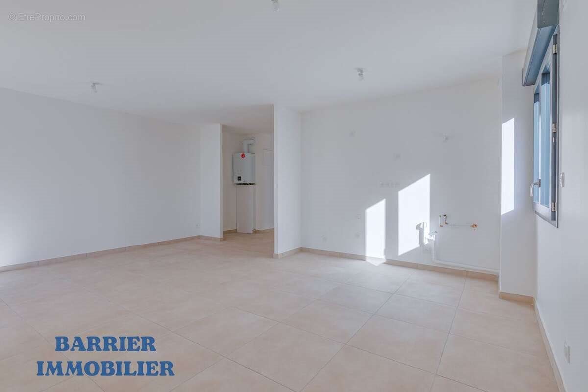 Appartement à vendre, 66m², Chavanoz