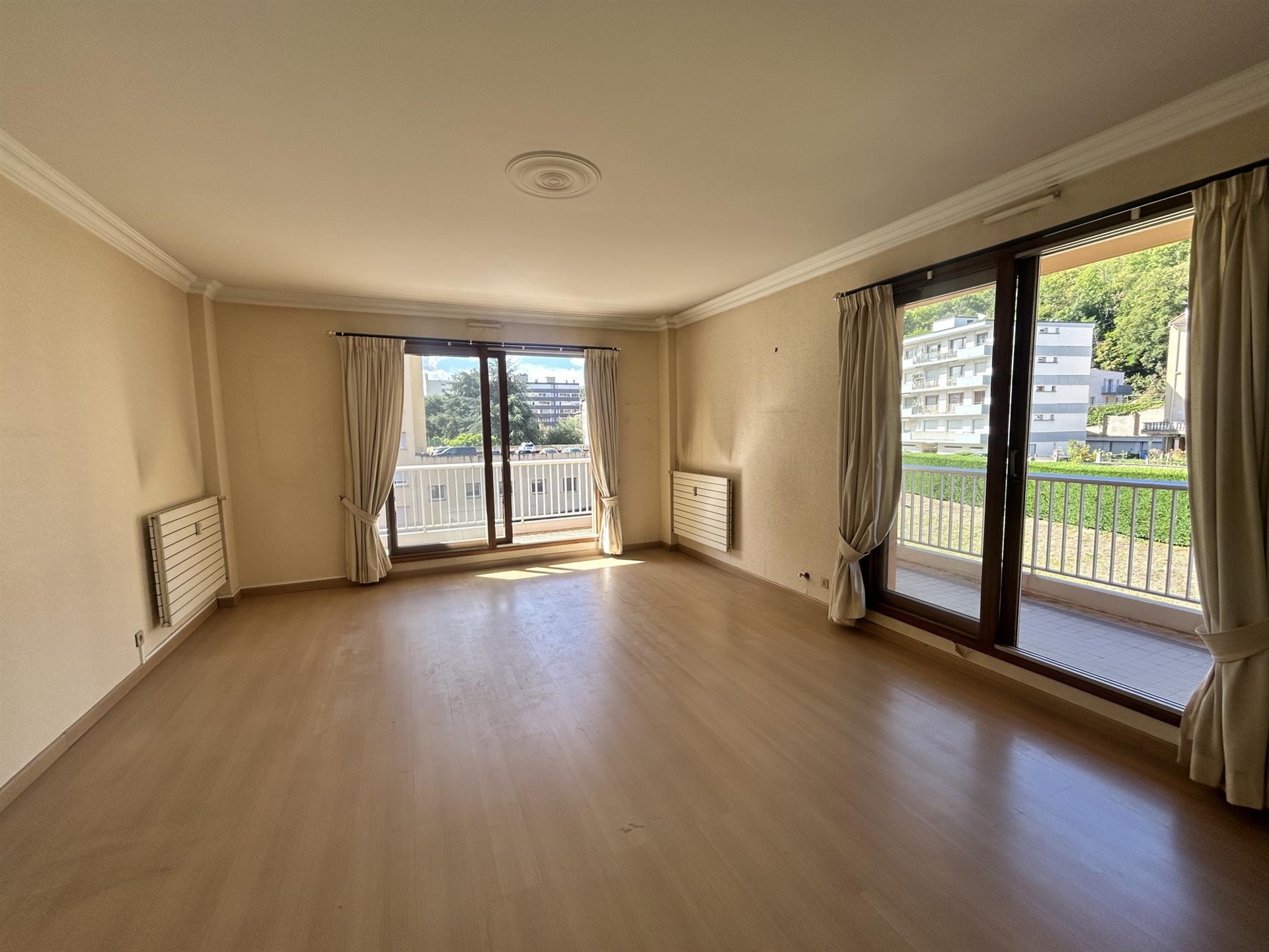Appartement à vendre, 151m², Saint-Etienne