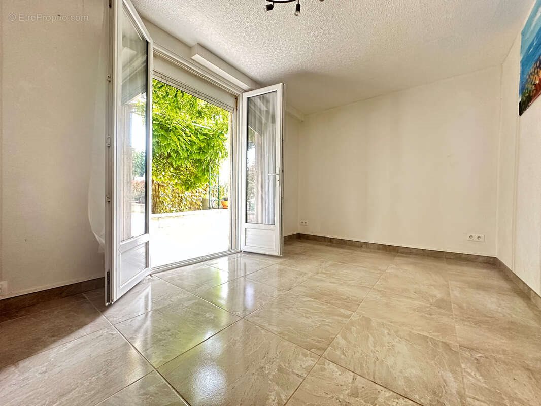 Maison à vendre, 240m², Bavilliers