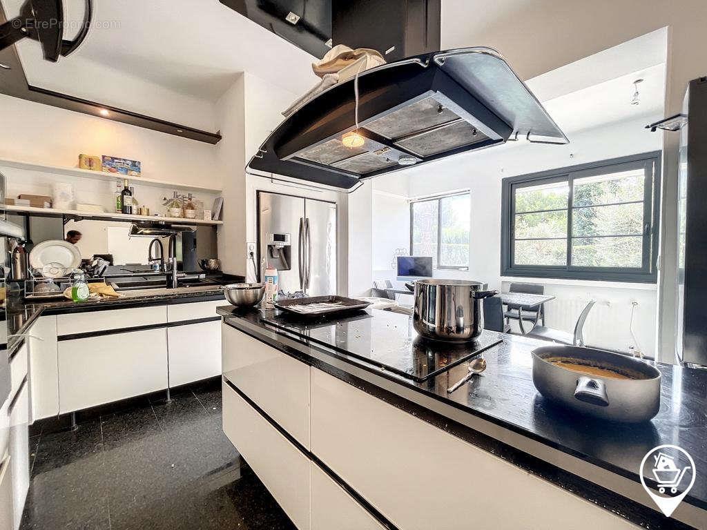 Maison à vendre, 300m², Aix-en-Provence