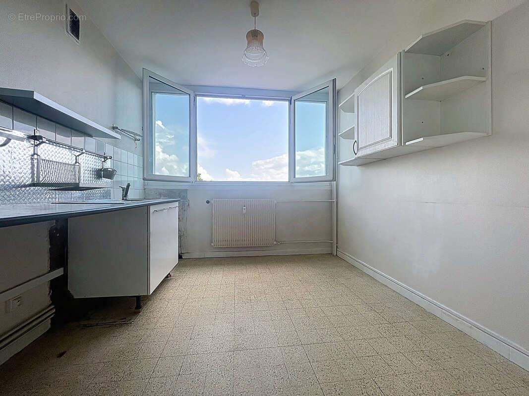 Appartement à vendre, 74m², Saint-Etienne