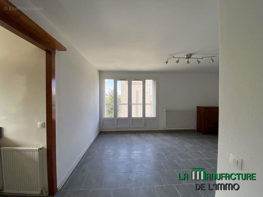 Appartement à vendre, 50m², Saint-Etienne