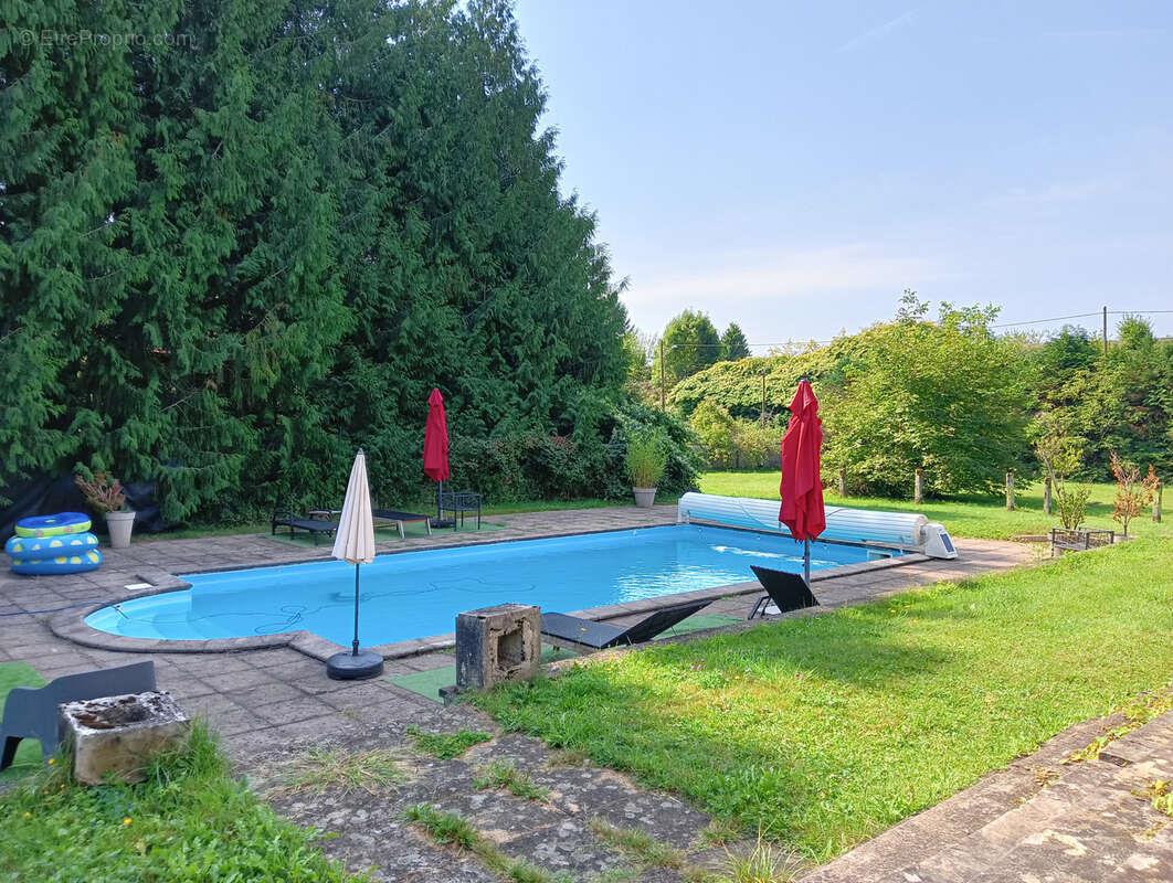 Maison à vendre, 160m², Aillevillers-et-Lyaumont