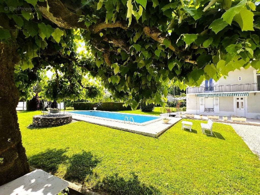 Maison à vendre, 345m², Viuz-la-Chiésaz