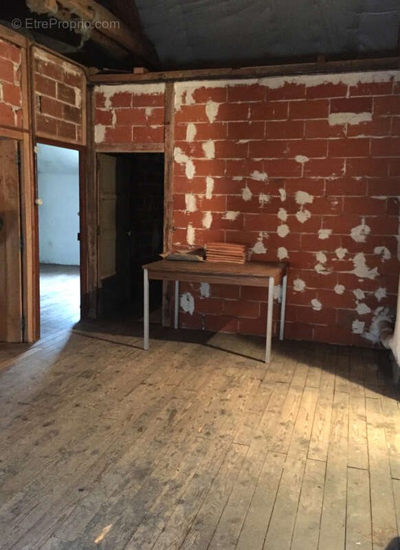 Maison à vendre, 58m², Montaigu-le-Blin