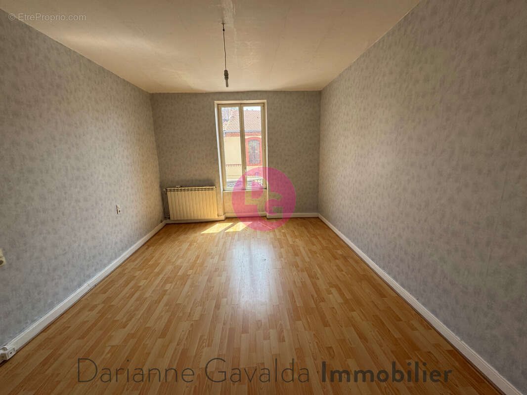 Appartement à vendre, 220m², Decazeville
