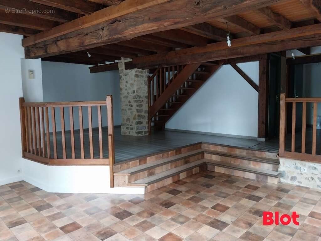 Maison à vendre, 109m², Châtillon-en-Vendelais