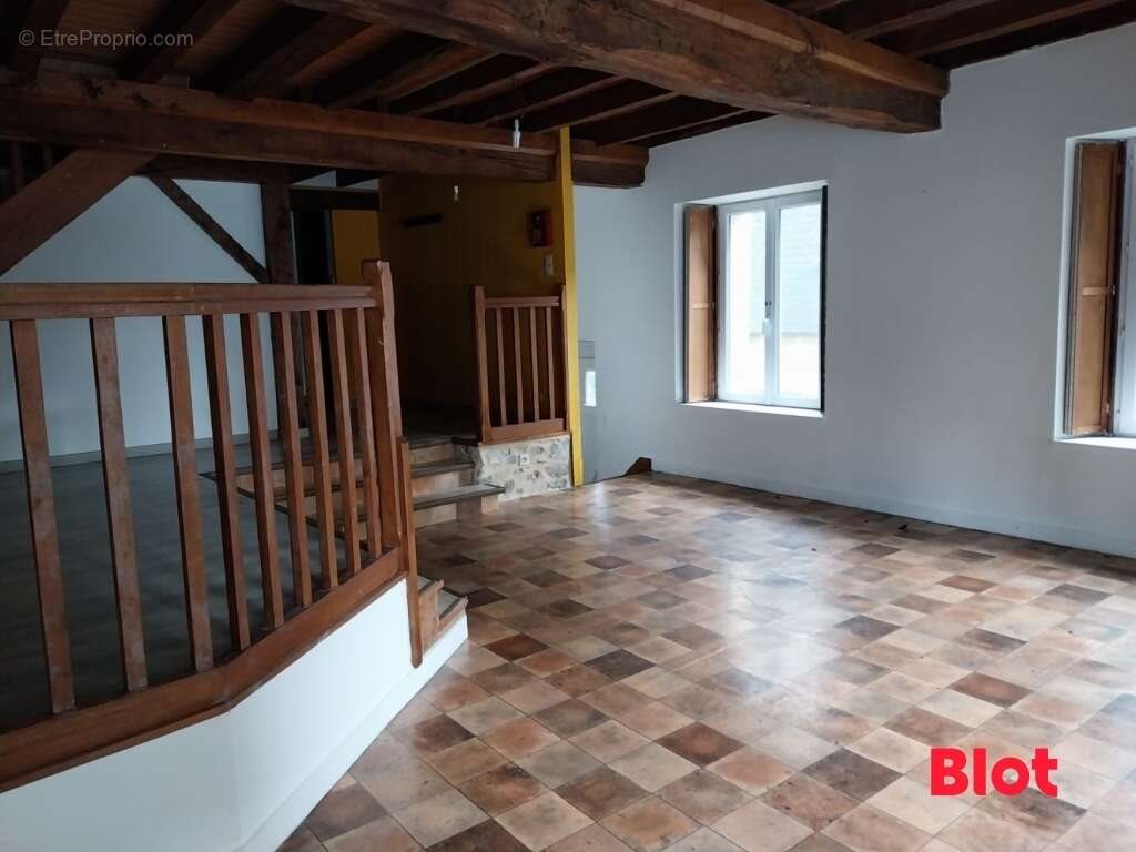 Maison à vendre, 109m², Châtillon-en-Vendelais