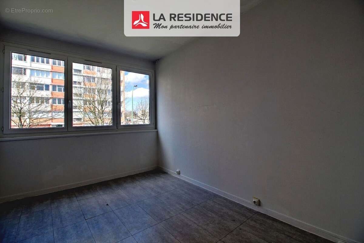 Appartement à vendre, 44m², Saint-Etienne-du-Rouvray