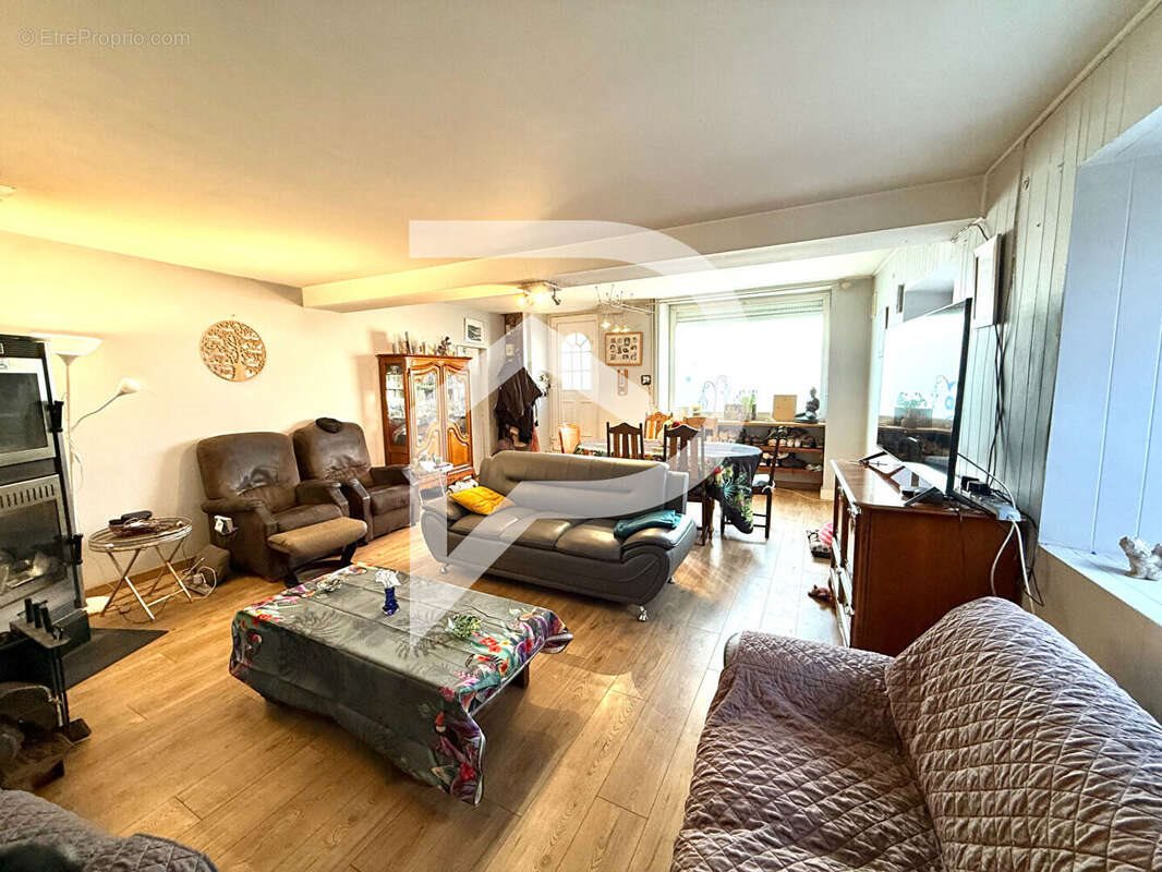 Maison à vendre, 270m², Lagor