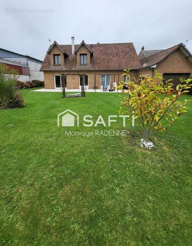 Maison à vendre, 124m², Bouquemaison