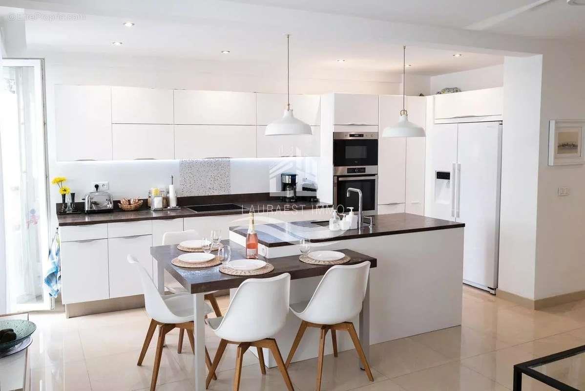 Appartement à vendre, 81m², Nice