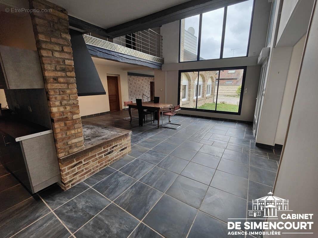 Appartement à vendre, 660m², Amiens