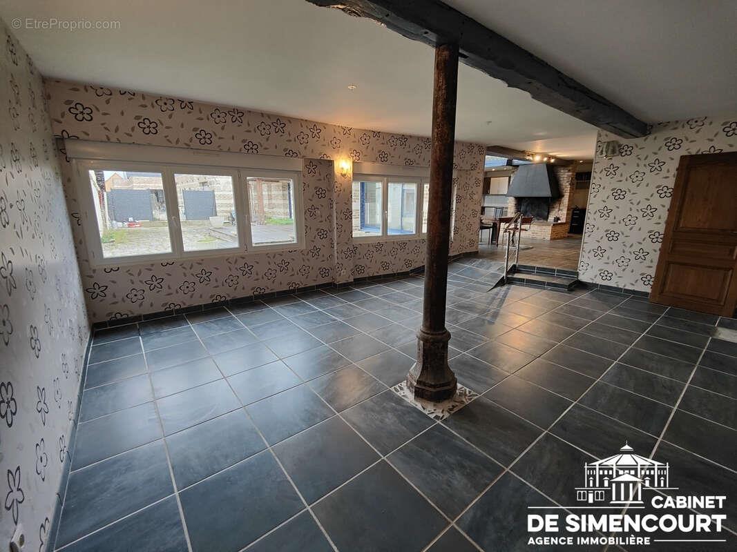 Appartement à vendre, 660m², Amiens