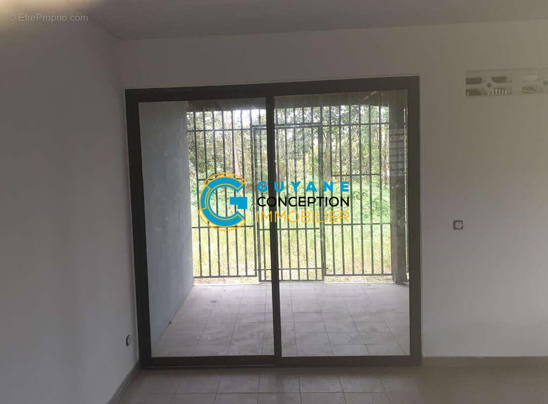 Appartement à vendre, 57m², Saint-Laurent-du-Maroni